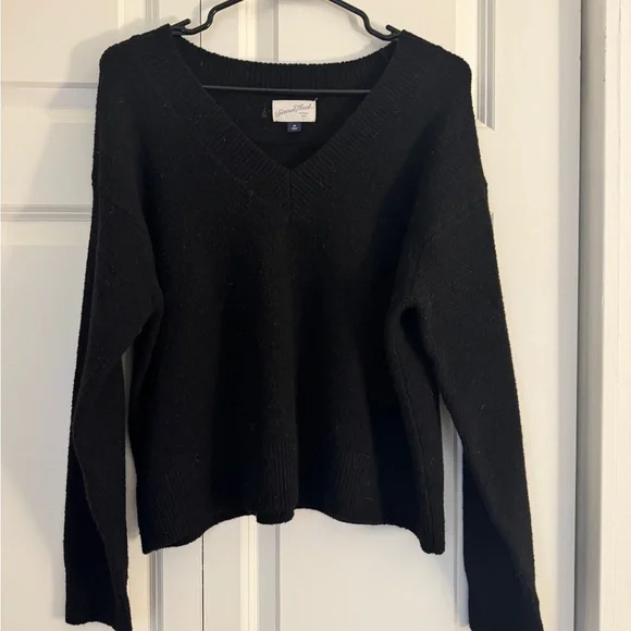 5 Sweater Bundle - Picture 6 of 7